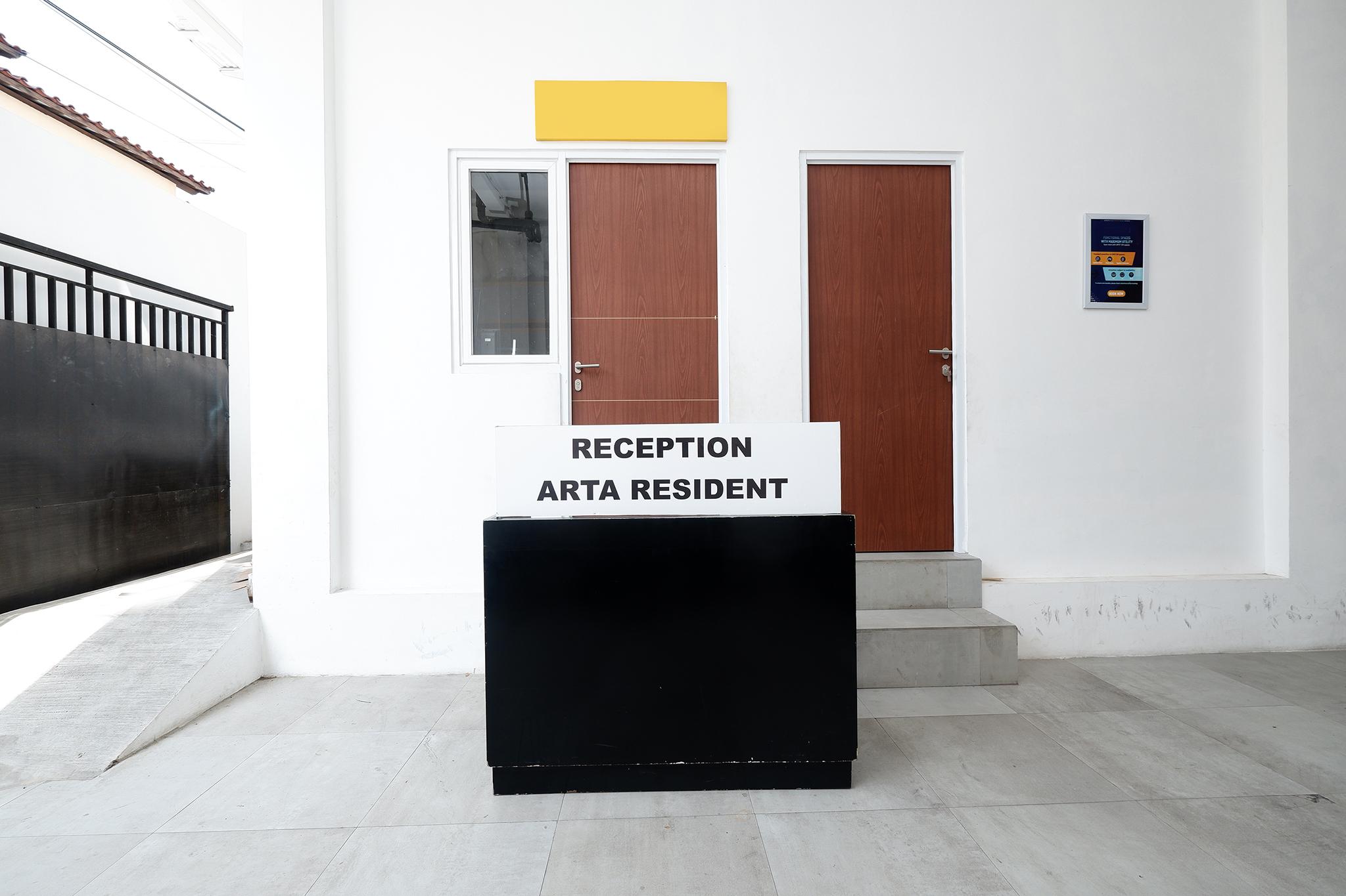 Spot On 2026 Arta Residence Semarang Eksteriør billede